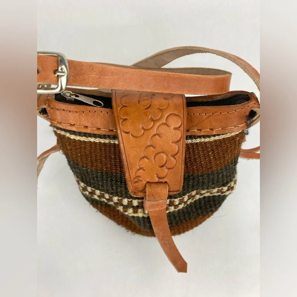 Handwoven Leather-Trim Crossbody Small Bag in Brown and Tan